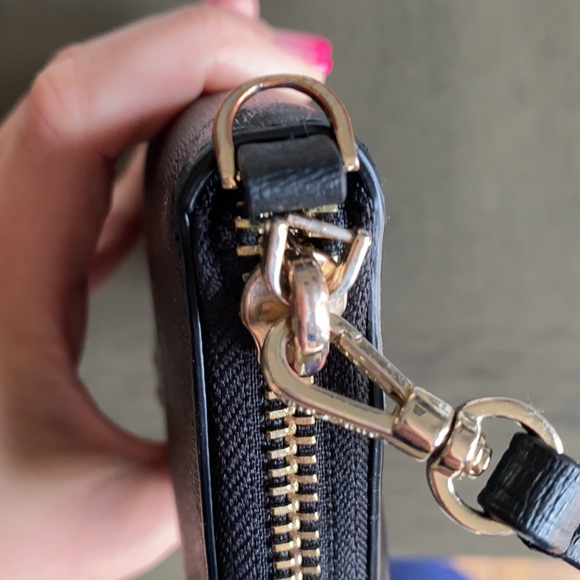 Kate Spade wallet - Picture 6 of 11